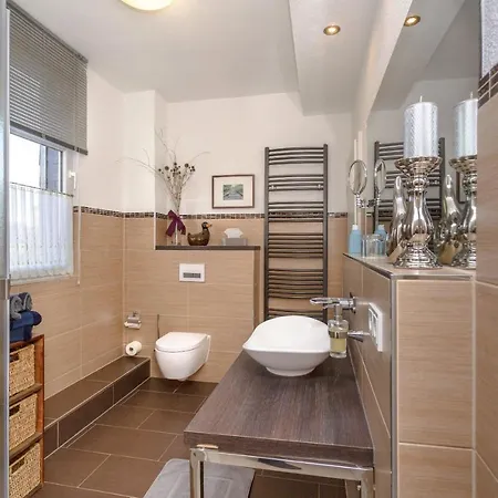 Bahnhof - Uebernachten Im Denkmal شقة Droyssig