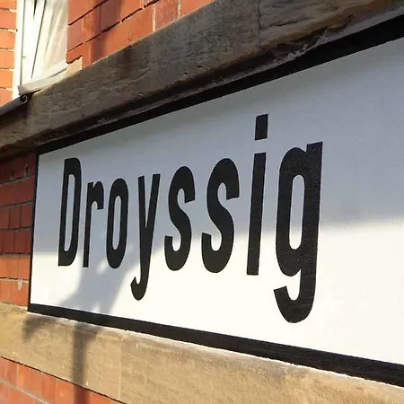 Bahnhof - Uebernachten Im Denkmal *