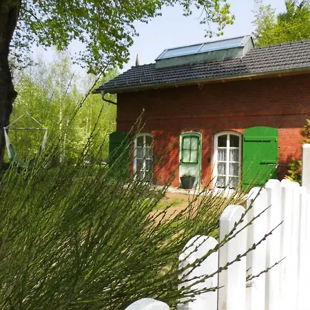 Bahnhof - Uebernachten Im Denkmal شقة